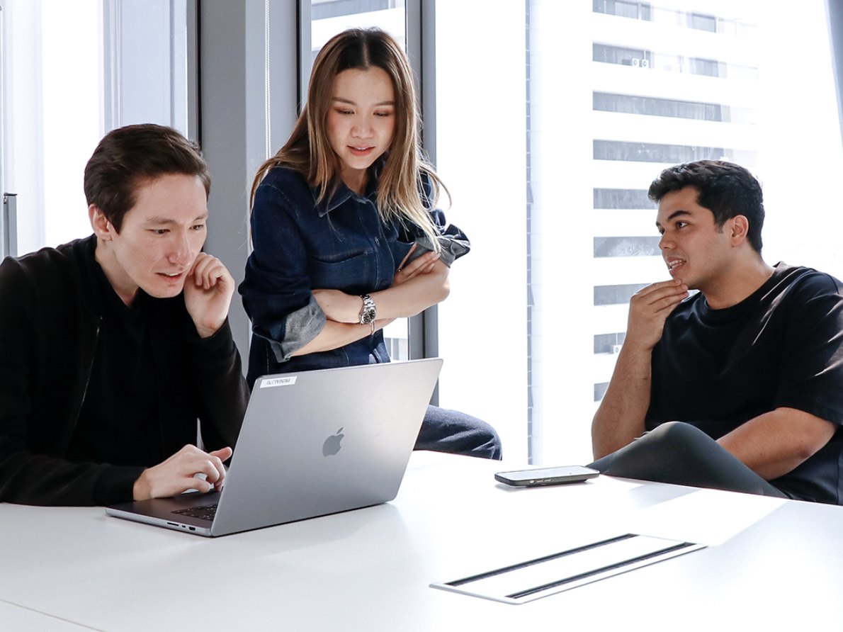 A team meeting at Primal